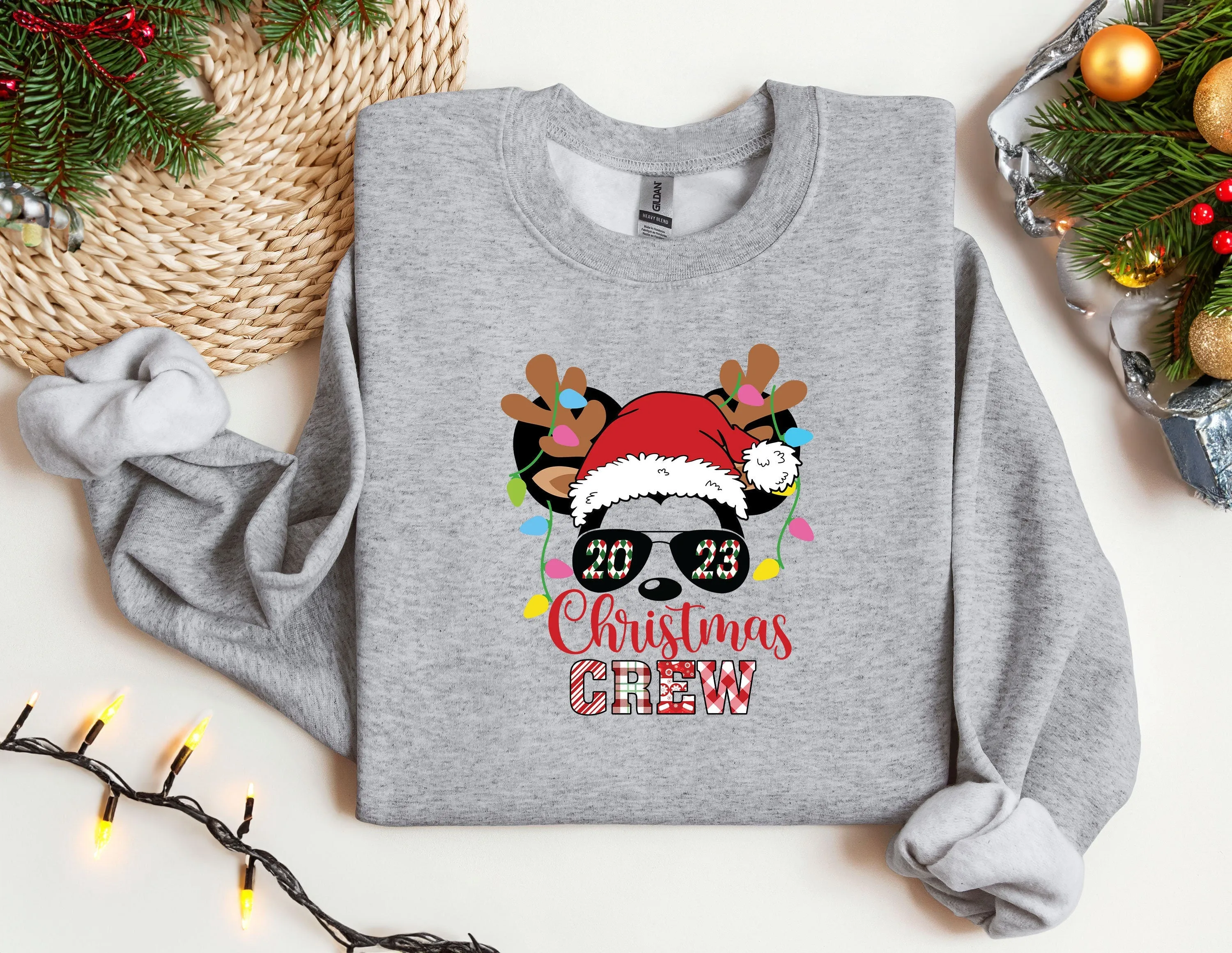 Christmas Crew Sweatshirt, Trendy Sweatshirt, Disneyland Sweatshirt, Oversized Sweatshirt, Christmas Sweatshirt, Christmas Gift
