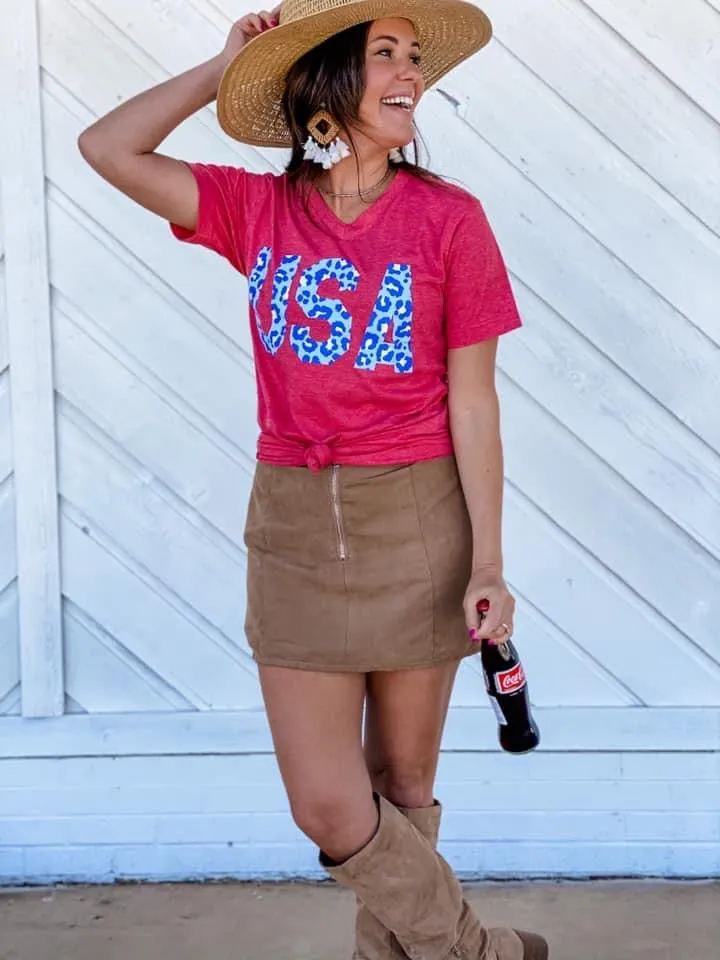 Leopard in the USA tee