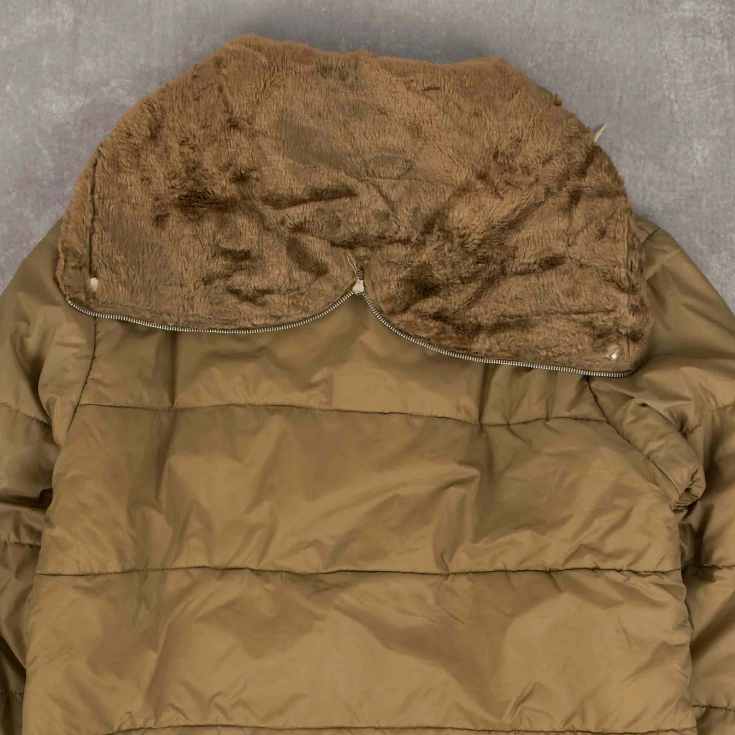 MEN'S VINTAGE 1980S PADDED DUFFLE JACKET - LARGE