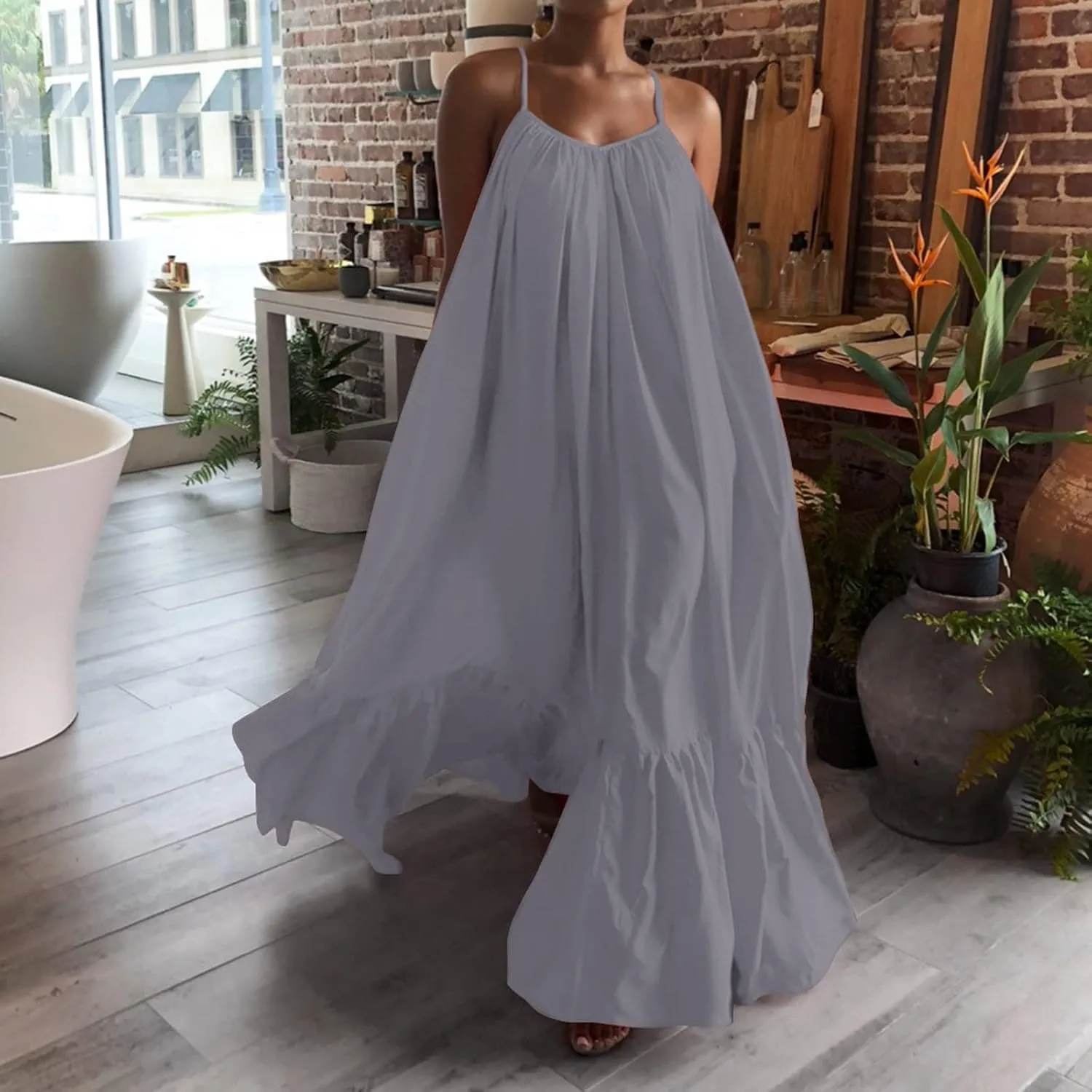 Spaghetti Strap Dresses for Women Plus Size Sleeveless Summer Casual Flowy Dress Ruffle Hem Swing Midi Sundress