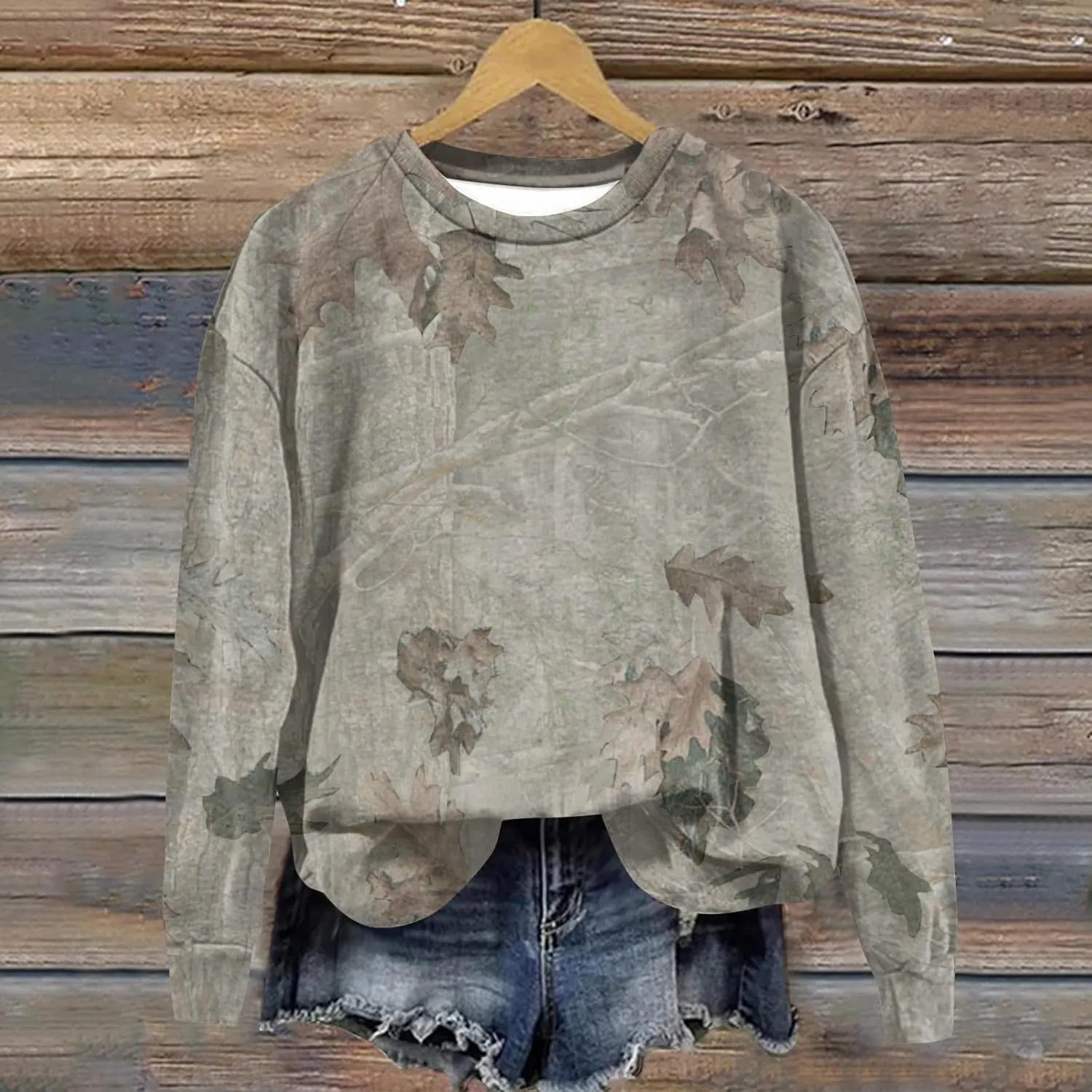 Womens Camo Oversized Sweatshirts Y2k Graphic Sweater Crewneck Long Sleeve Pullover Shirts